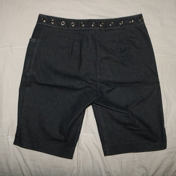 Trina Turk Los Angeles Blue Jean Bermuda Shorts - Picture 5 of 7